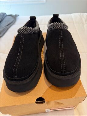Koolaburra Suede platform burree Black slippers, 7